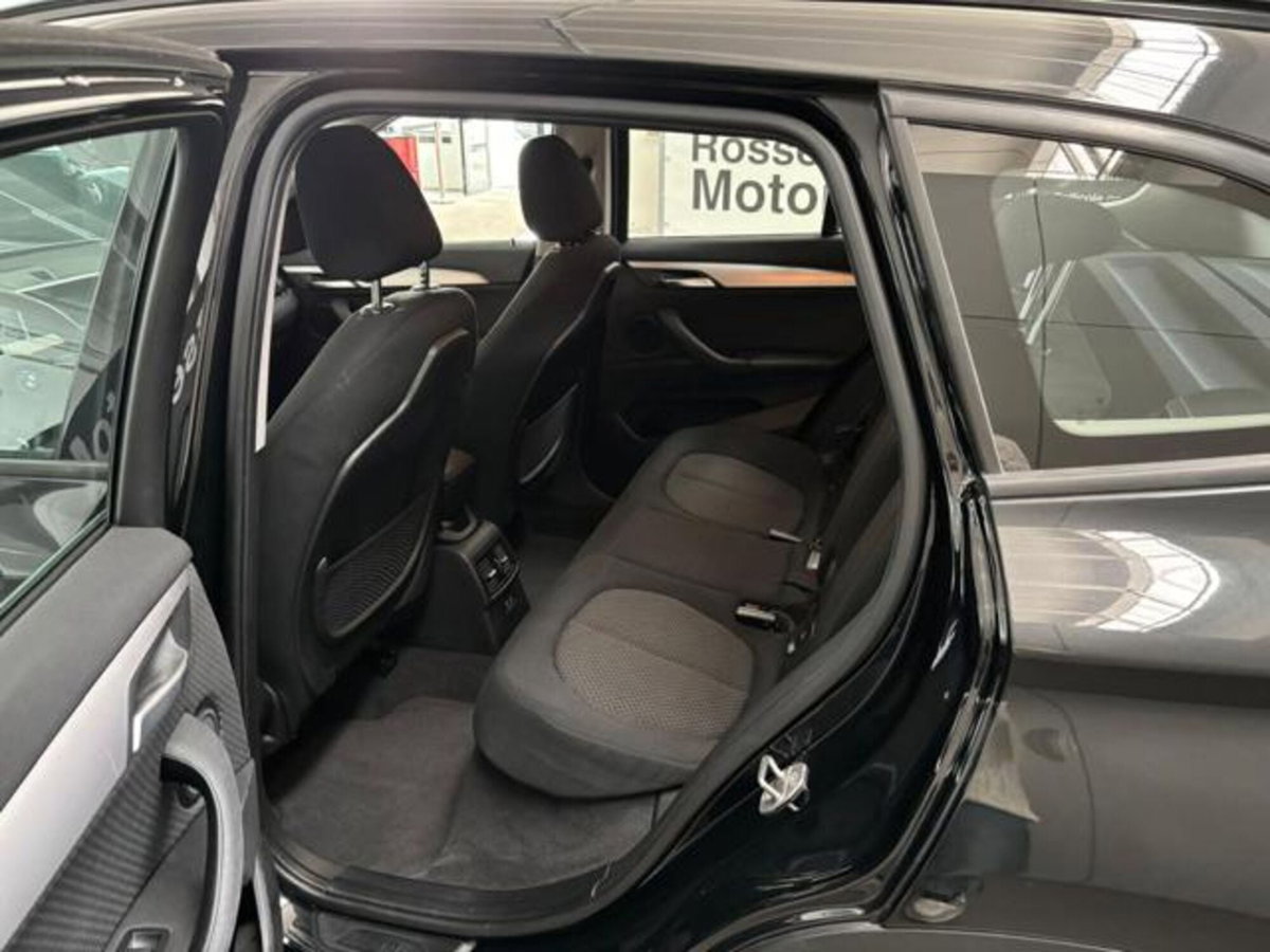 BMW X1 xDrive25e xLine Plus (10)