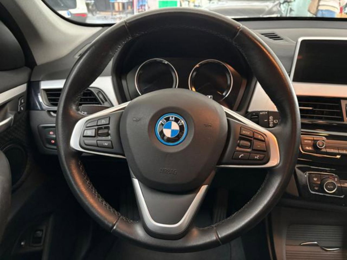 BMW X1 xDrive25e xLine Plus (12)
