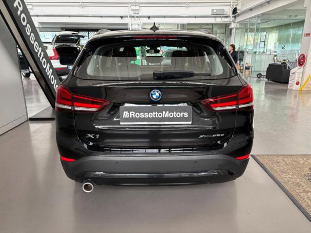BMW X1 xDrive25e xLine Plus (4)