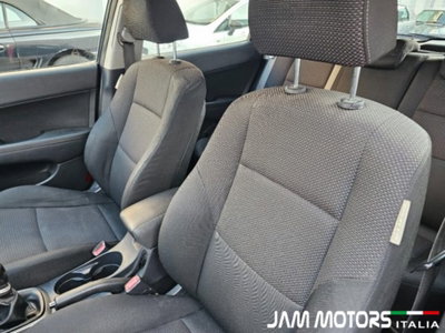 Hyundai i30 1.4 Comfort (11)