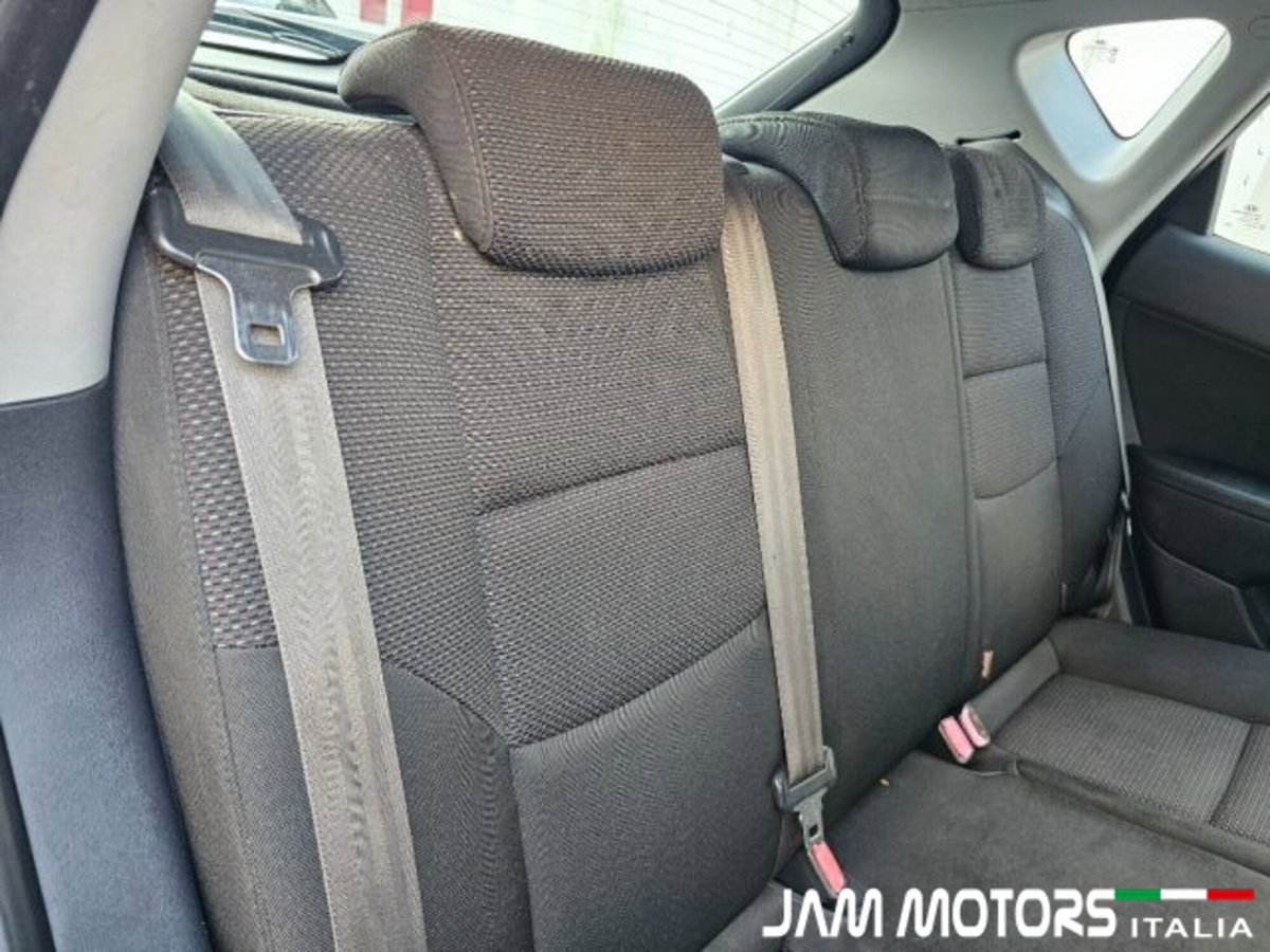 Hyundai i30 1.4 Comfort (14)