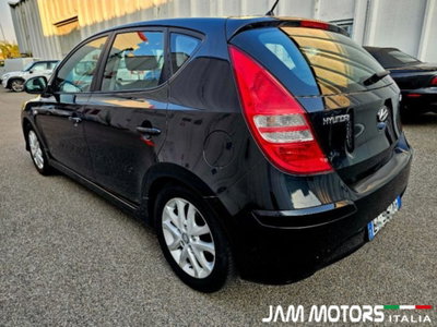 Hyundai i30 1.4 Comfort (2)