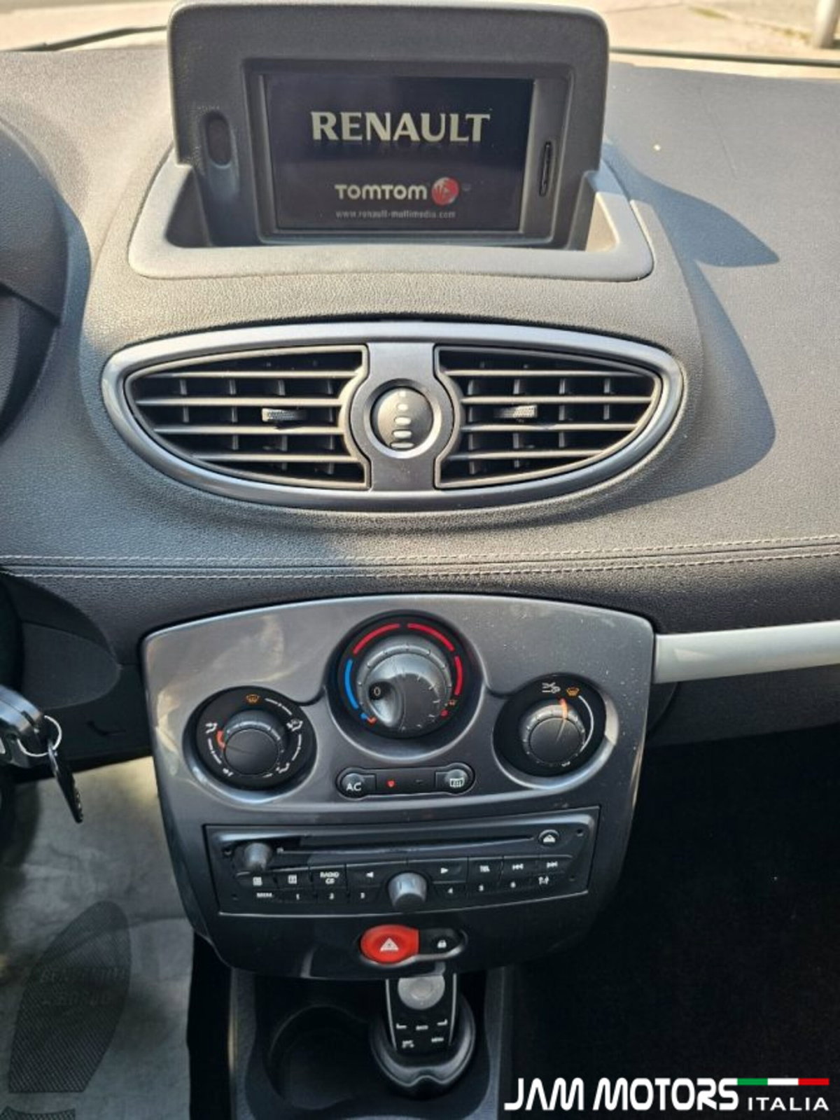 Renault Clio 1.5 dCi 75CV 3 porte 20th Anniversario (17)