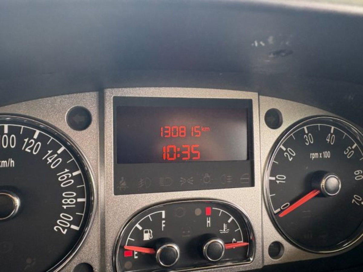 Lancia Musa 1.4 16V Gold (14)