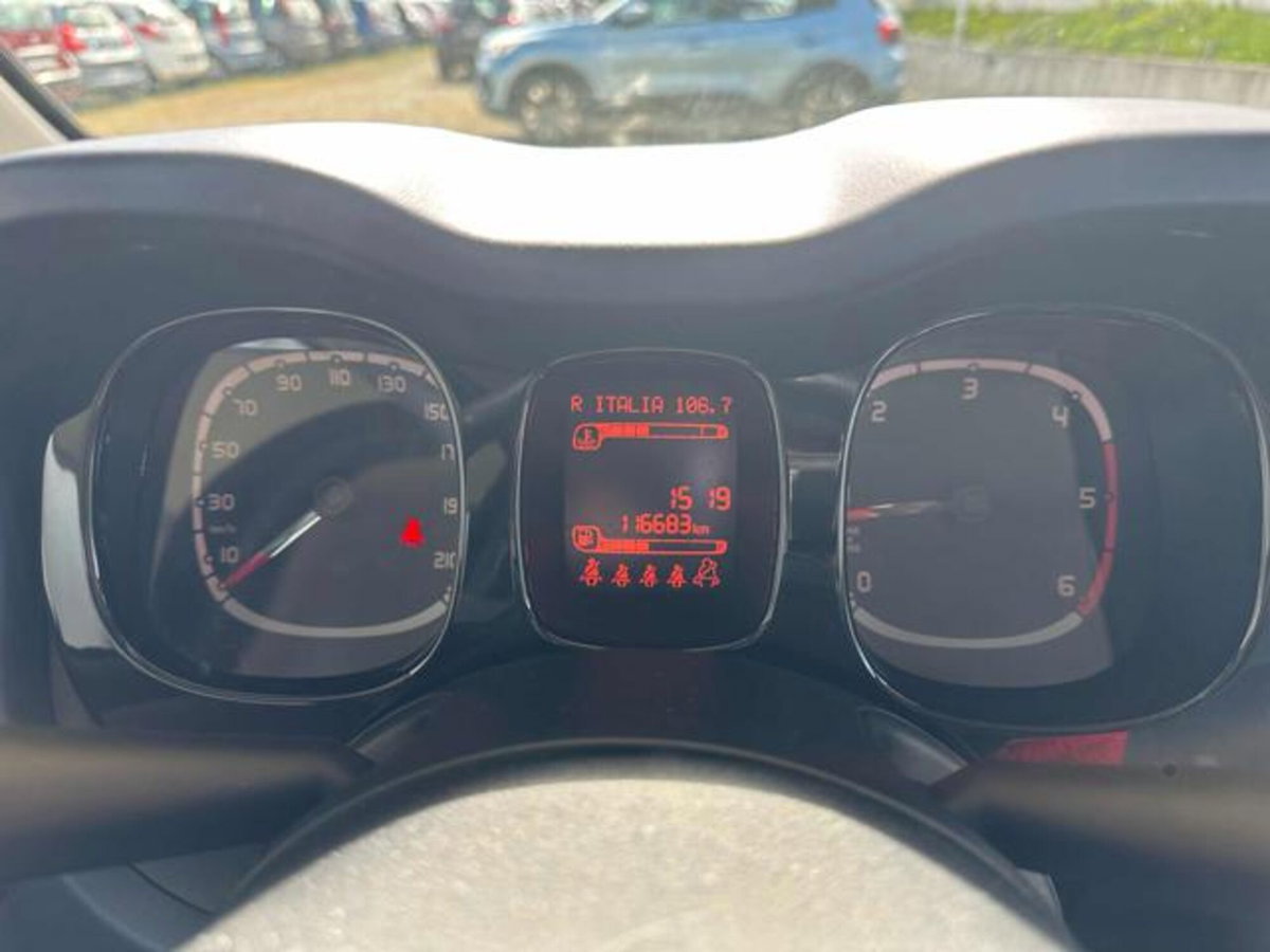 Fiat Panda 1.3 MJT S&S Lounge (16)