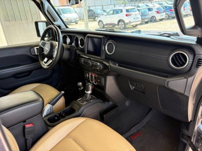 Jeep Wrangler Unlimited 2.2 Mjt II Sahara (10)
