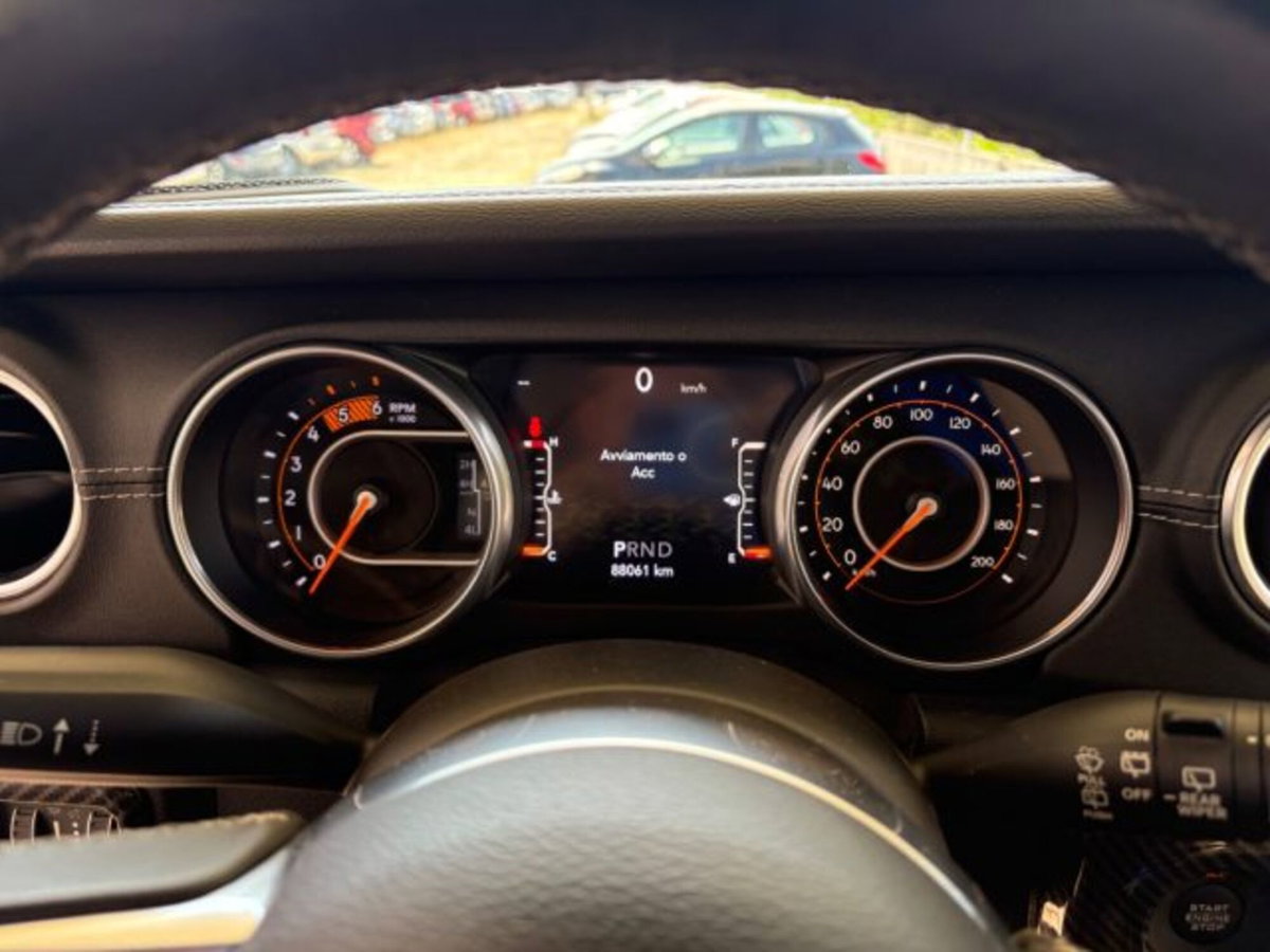 Jeep Wrangler Unlimited 2.2 Mjt II Sahara (15)