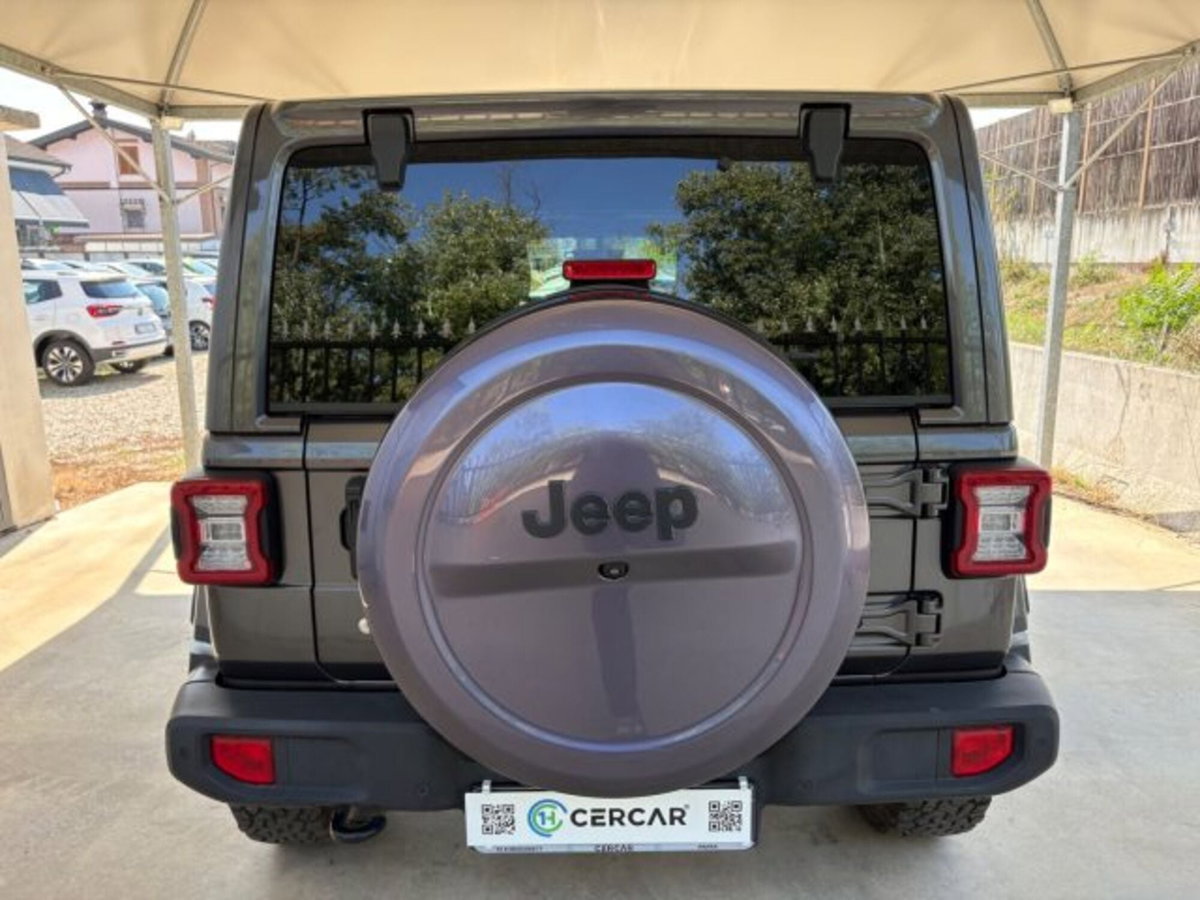Jeep Wrangler Unlimited 2.2 Mjt II Sahara (5)