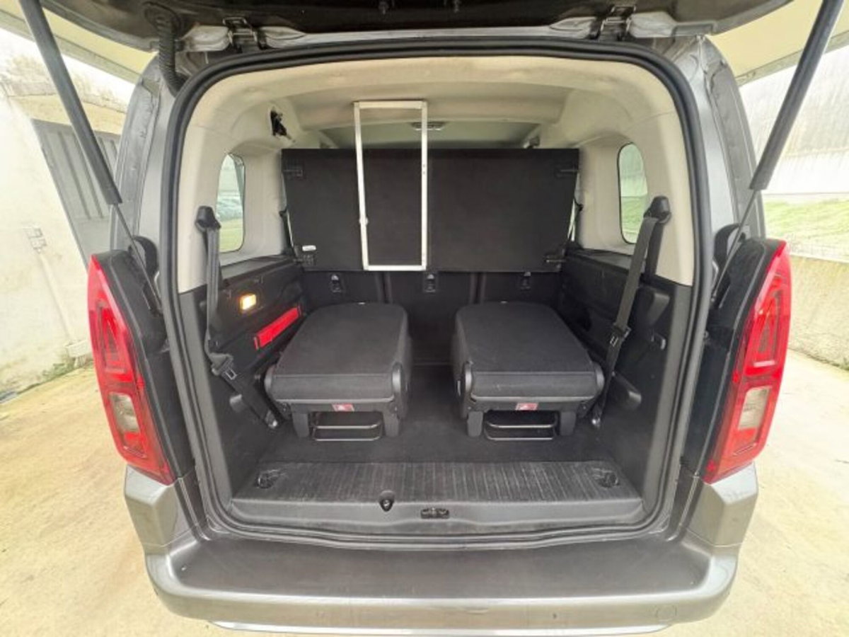 Toyota Proace City Verso City Verso 1.5D 100 CV S&S Short D Lounge (17)