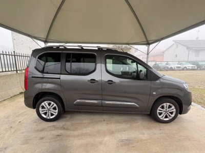 Toyota Proace City Verso City Verso 1.5D 100 CV S&S Short D Lounge (4)