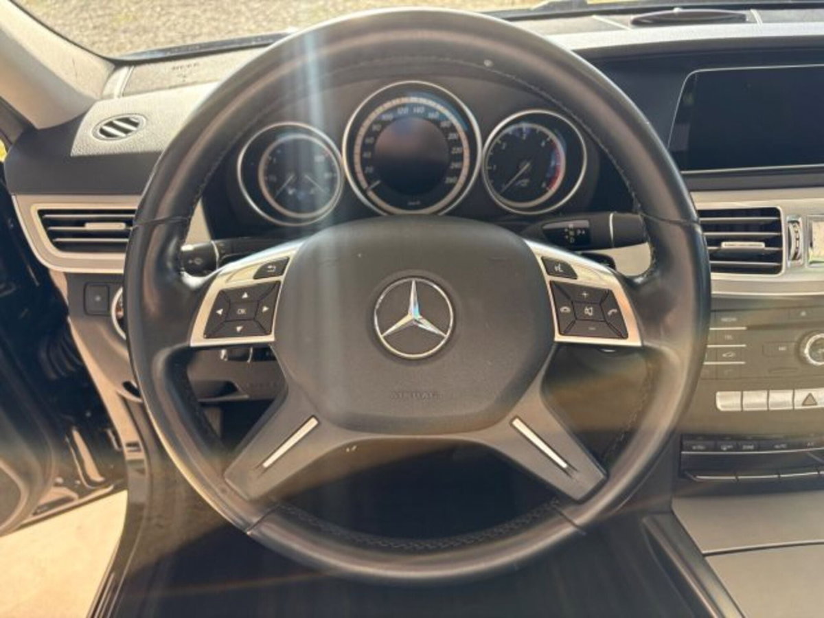Mercedes-Benz Classe E 200 BlueTEC Automatic Executive (10)
