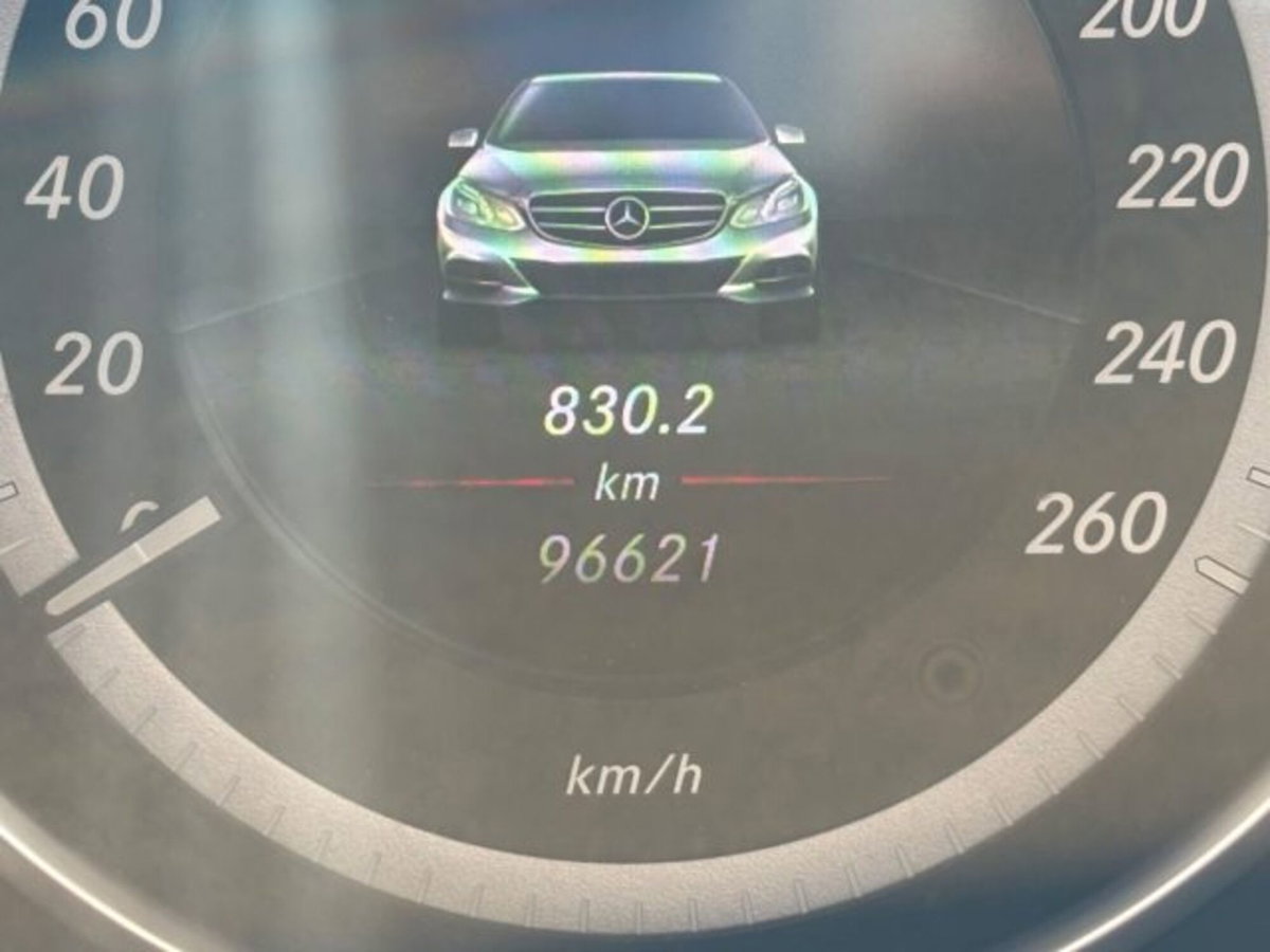 Mercedes-Benz Classe E 200 BlueTEC Automatic Executive (15)
