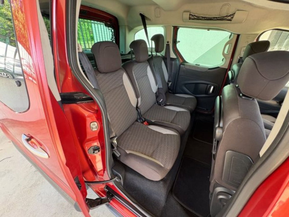 Peugeot Partner 1.6 VTi 120CV Outdoor (15)