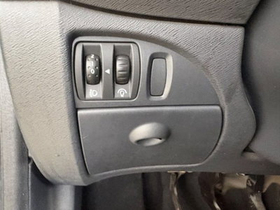 Renault Twingo 1.2 16V Live (18)