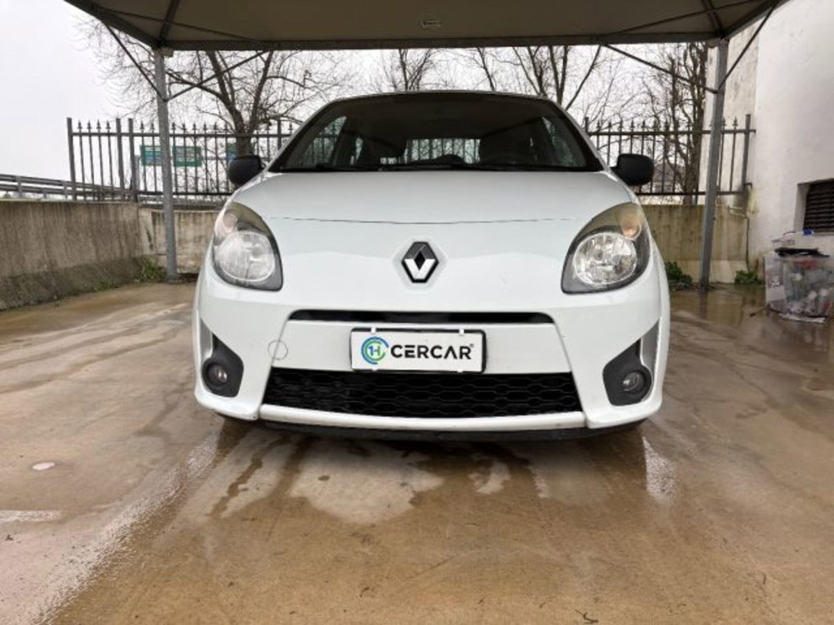 Renault Twingo 1.2 16V Live (2)