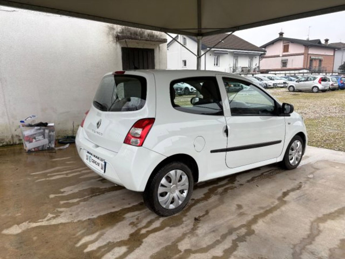 Renault Twingo 1.2 16V Live (5)