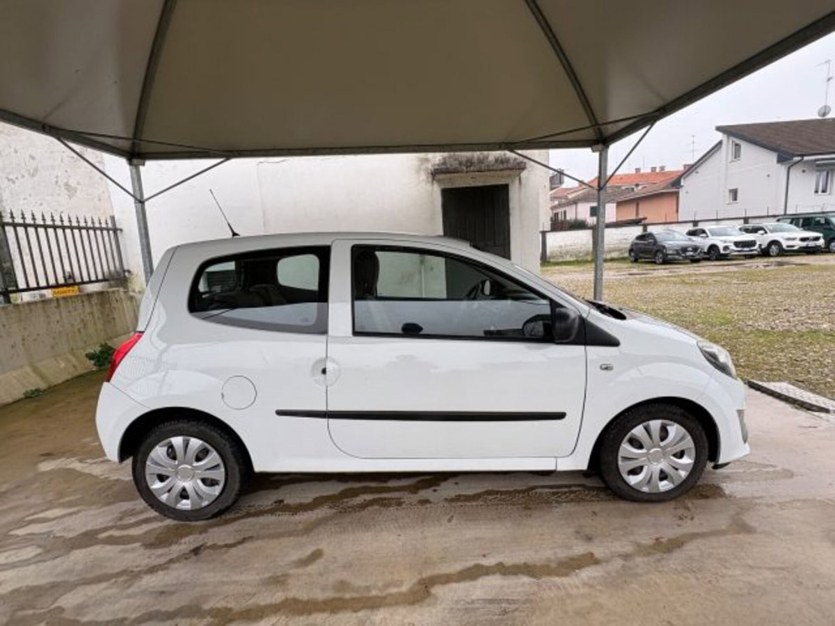 Renault Twingo 1.2 16V Live (7)