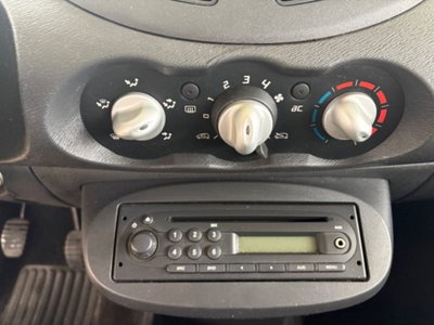 Renault Twingo 1.2 16V Live (9)