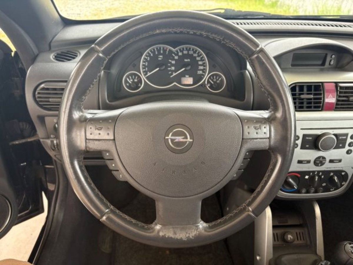 Opel Tigra TwinTop 1.4 16V Enjoy (10)