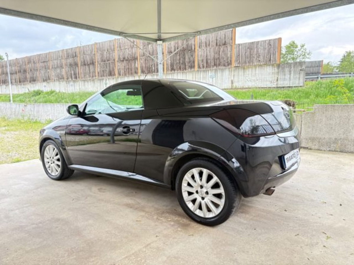Opel Tigra TwinTop 1.4 16V Enjoy (4)