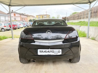 Opel Tigra TwinTop 1.4 16V Enjoy (5)