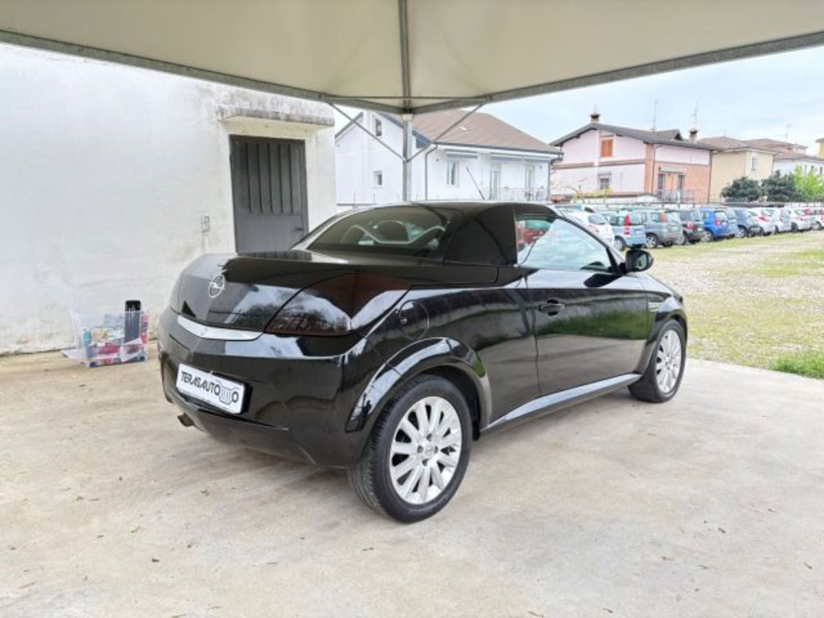 Opel Tigra TwinTop 1.4 16V Enjoy (6)