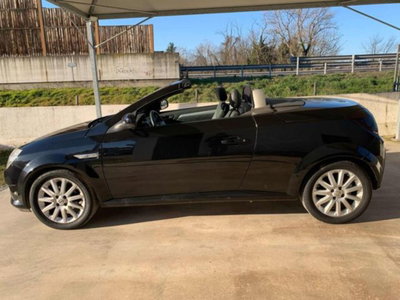 Opel Tigra TwinTop 1.4 16V Enjoy (7)