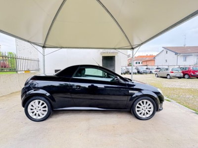 Opel Tigra TwinTop 1.4 16V Enjoy (8)