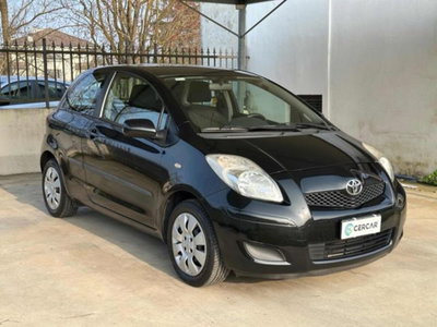 Toyota Yaris 1.0 3 porte (3)