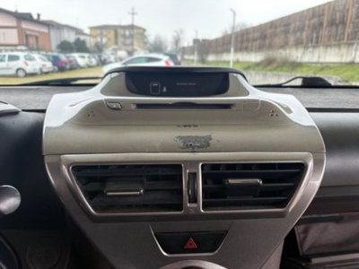 Toyota iQ 1.0 CVT Lounge (15)