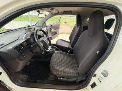 Toyota iQ 1.0 CVT Lounge (17)