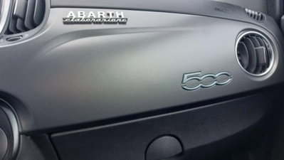 Abarth 695 695 1.4 Turbo T-Jet XSR Yamaha Limited Edition (15)