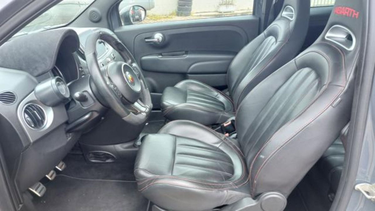 Abarth 695 695 1.4 Turbo T-Jet XSR Yamaha Limited Edition (7)