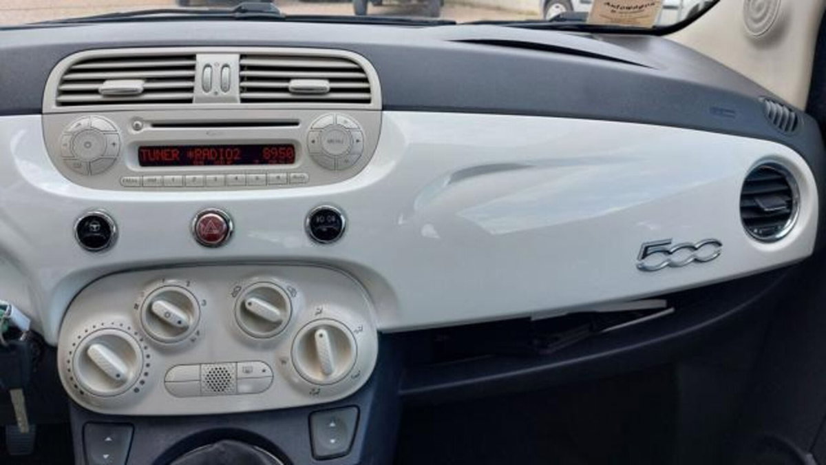 Fiat 500 1.3 Multijet 16V 75 CV Lounge (9)
