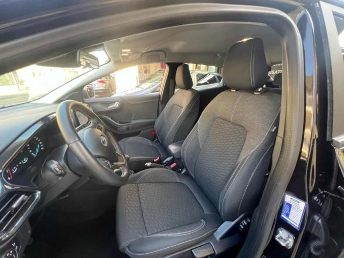 Ford Puma 1.0 EcoBoost Hybrid 125 CV S&S aut. Titanium Design (9)