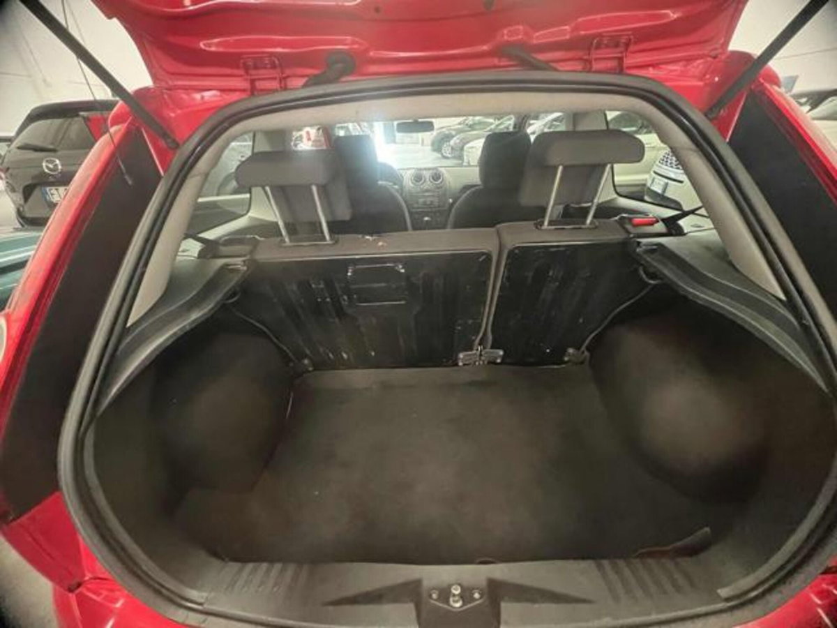 Ford Fiesta 1.2 16V 3p. Ghia (13)