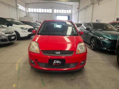 Ford Fiesta 1.2 16V 3p. Ghia (3)