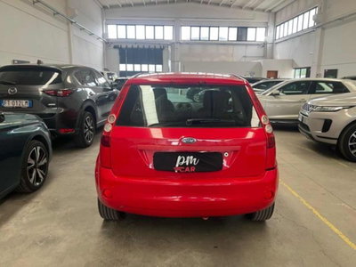 Ford Fiesta 1.2 16V 3p. Ghia (6)