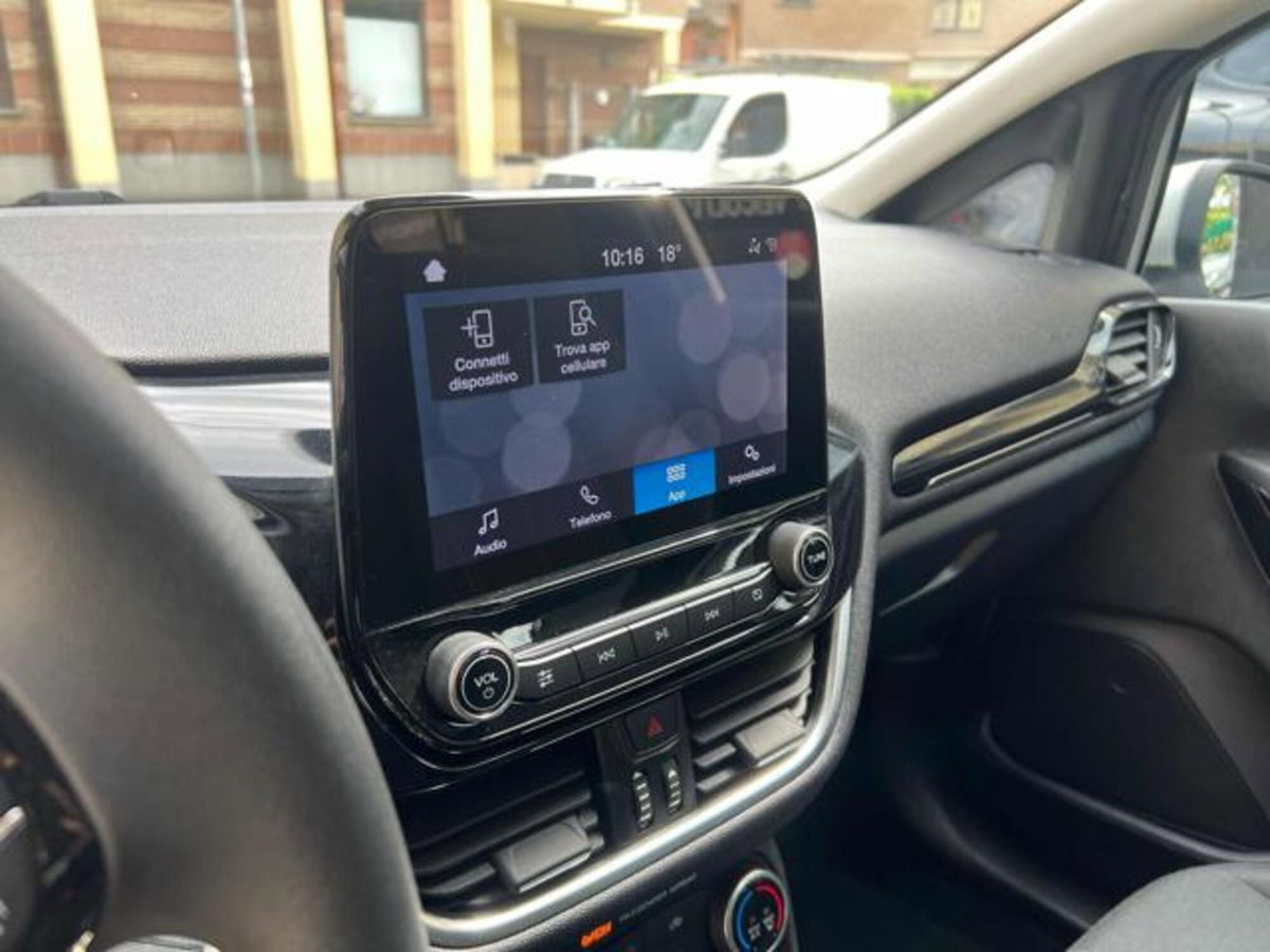 Ford Fiesta 1.1 75 CV 5 porte Plus (11)