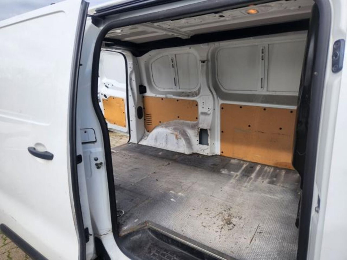 Peugeot Expert Furgone BlueHDi 115 S&S PL-TN Furg. Pro Limited Edition Std (6)