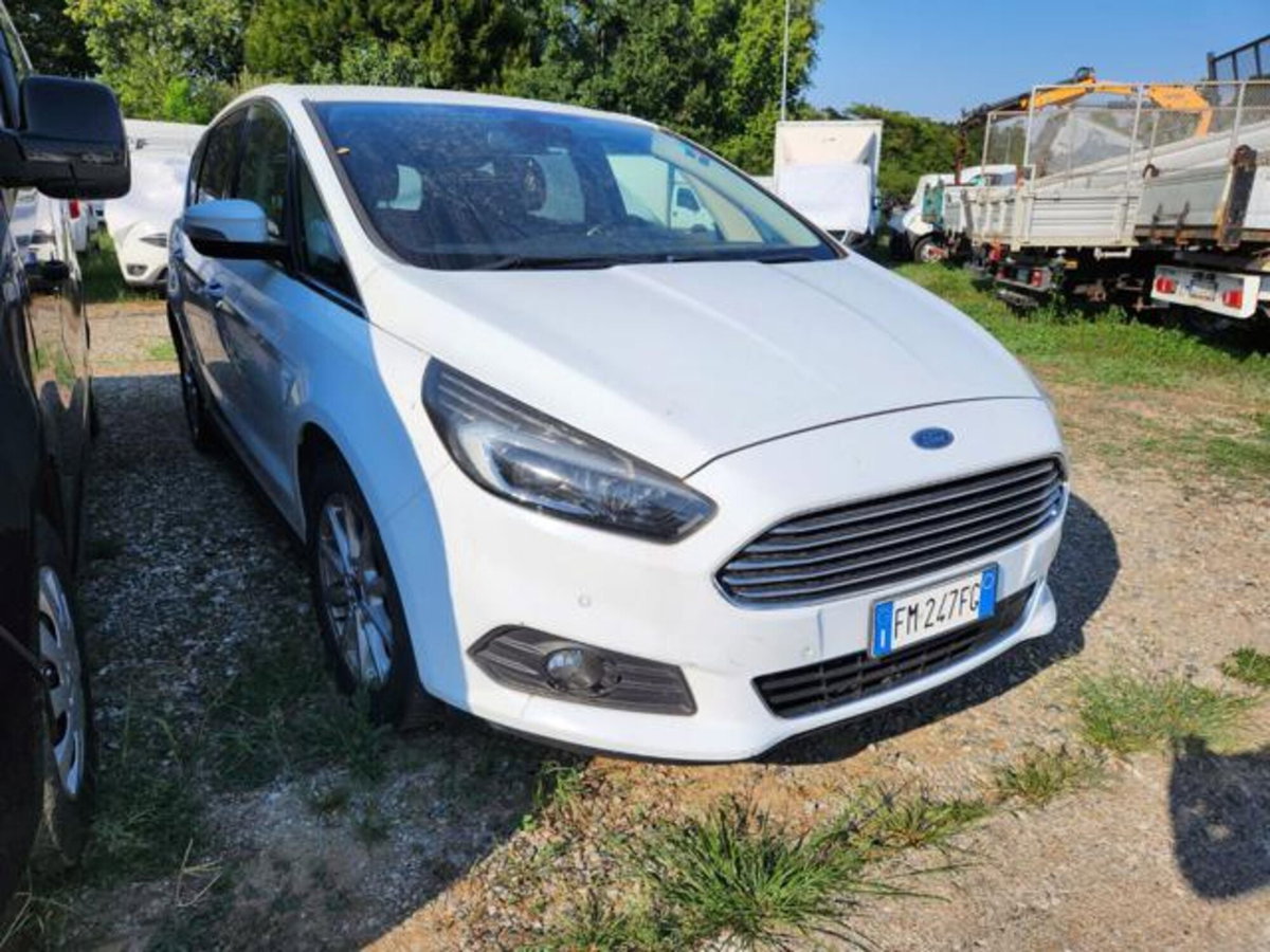 Ford S-Max 2.0 TDCi 180CV S&S Powershift AWD ST-Line Business (2)