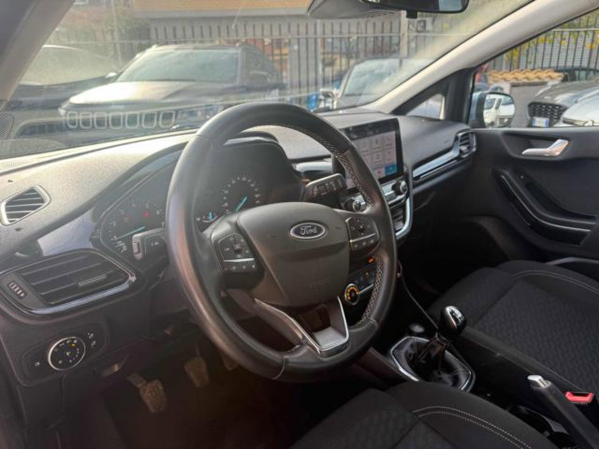 Ford Fiesta 1.1 75 CV 5 porte Titanium (11)