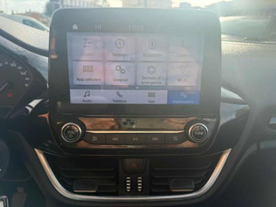 Ford Fiesta 1.1 75 CV 5 porte Titanium (12)