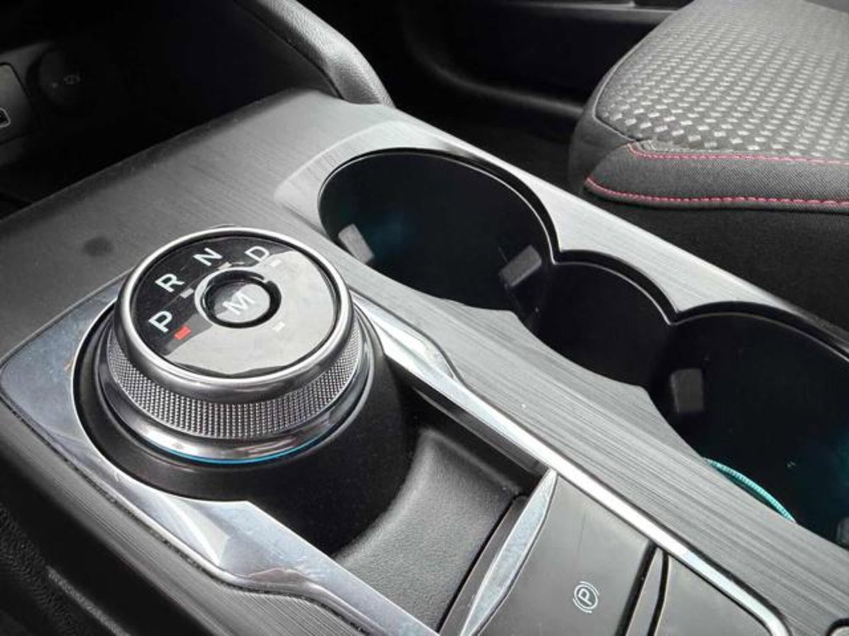 Ford Focus Station Wagon 1.5 EcoBlue 115 CV automatico SW ST-Line Design (16)