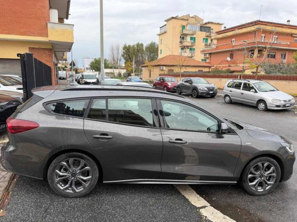 Ford Focus Station Wagon 1.5 EcoBlue 115 CV automatico SW ST-Line Design (18)