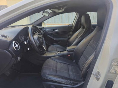 Mercedes-Benz Classe A 180 CDI BlueEFFICIENCY Automatic Sport (14)