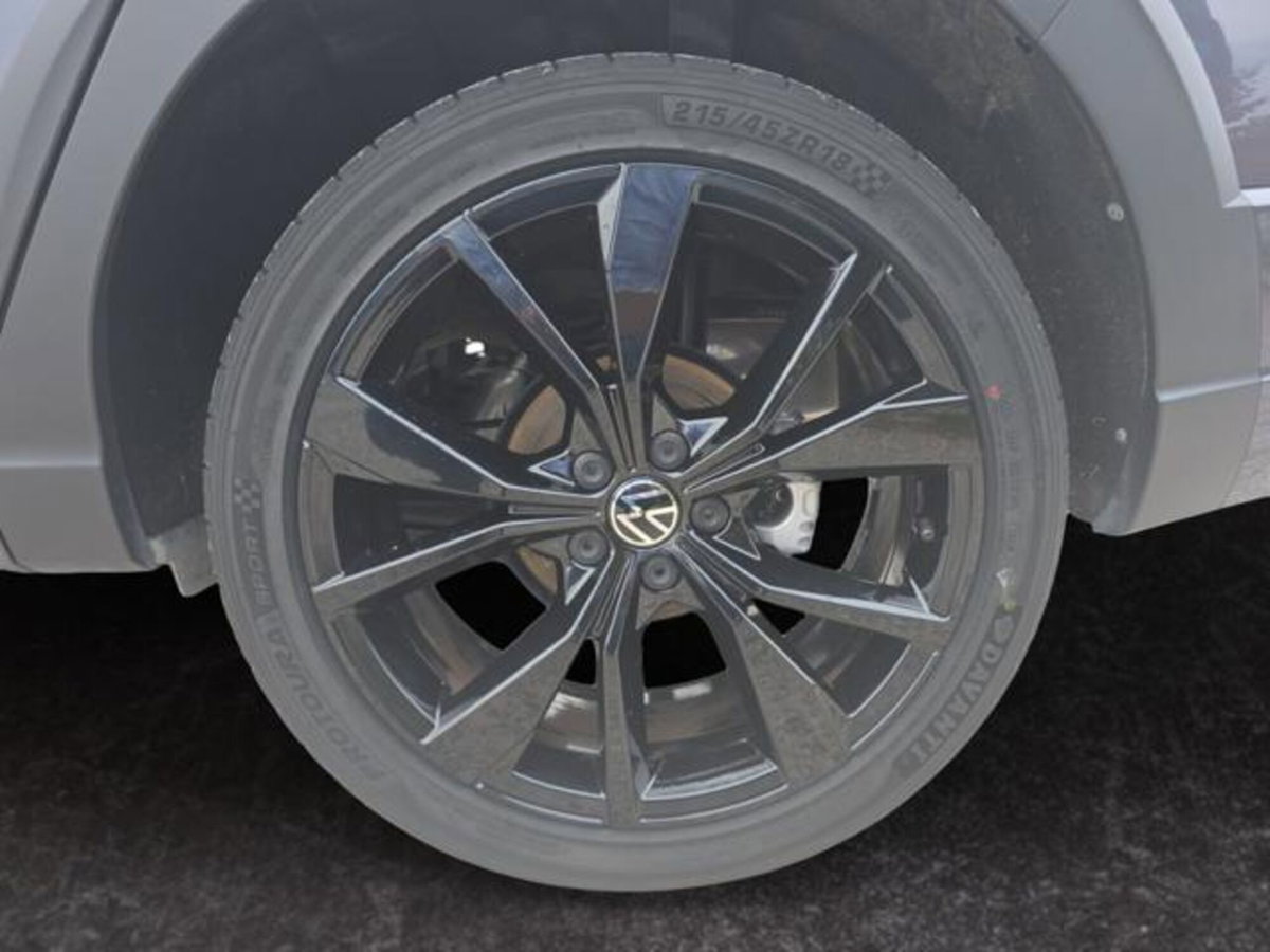 Volkswagen Taigo 1.0 tsi R-Line 115cv dsg (7)