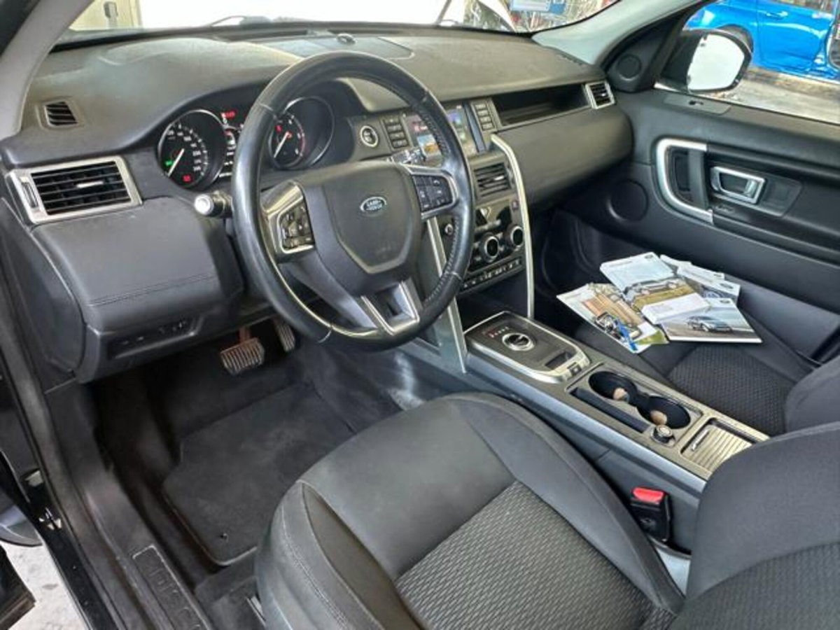 Land Rover Discovery Sport 2.0 TD4 150 CV SE (14)