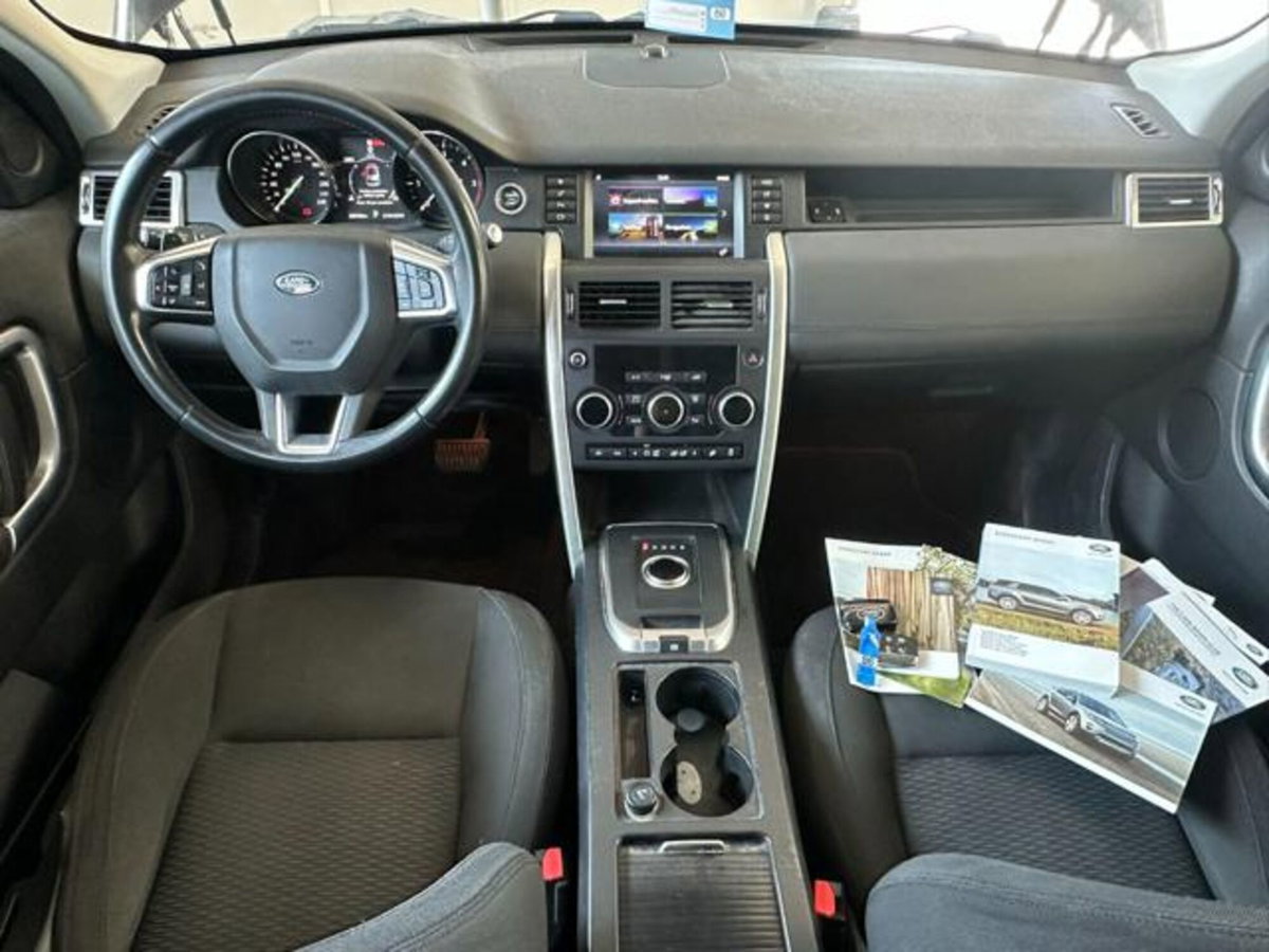 Land Rover Discovery Sport 2.0 TD4 150 CV SE (15)