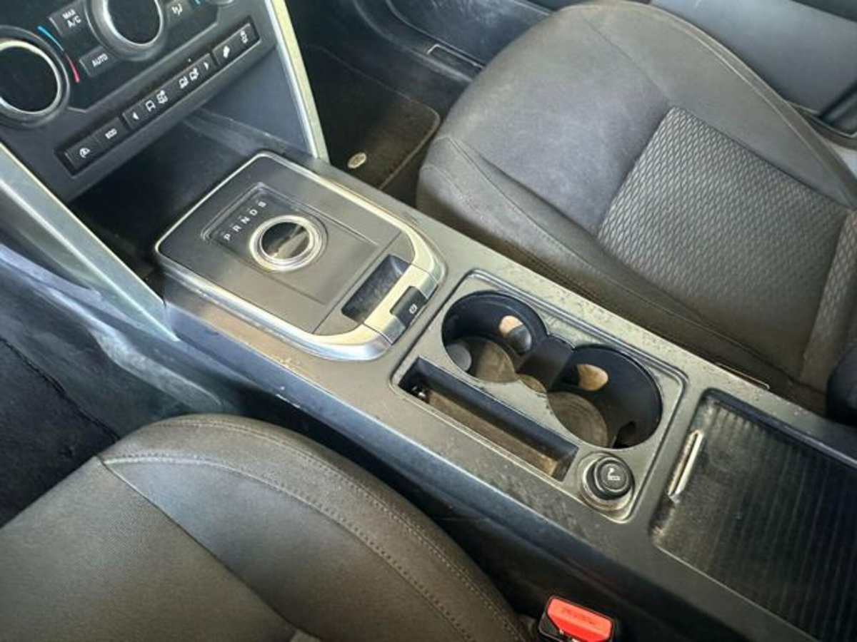 Land Rover Discovery Sport 2.0 TD4 150 CV SE (18)